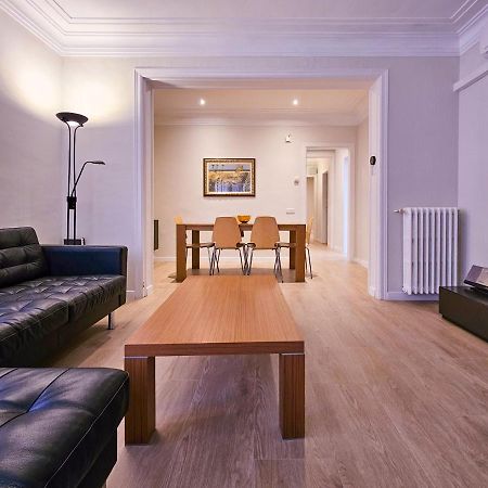 Classbedroom Park Gueell Apartment Barcelona Exterior foto